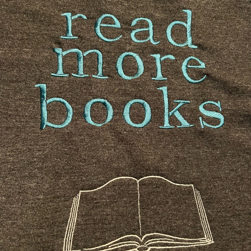 Gray 'Read More Books' Graphic Tee